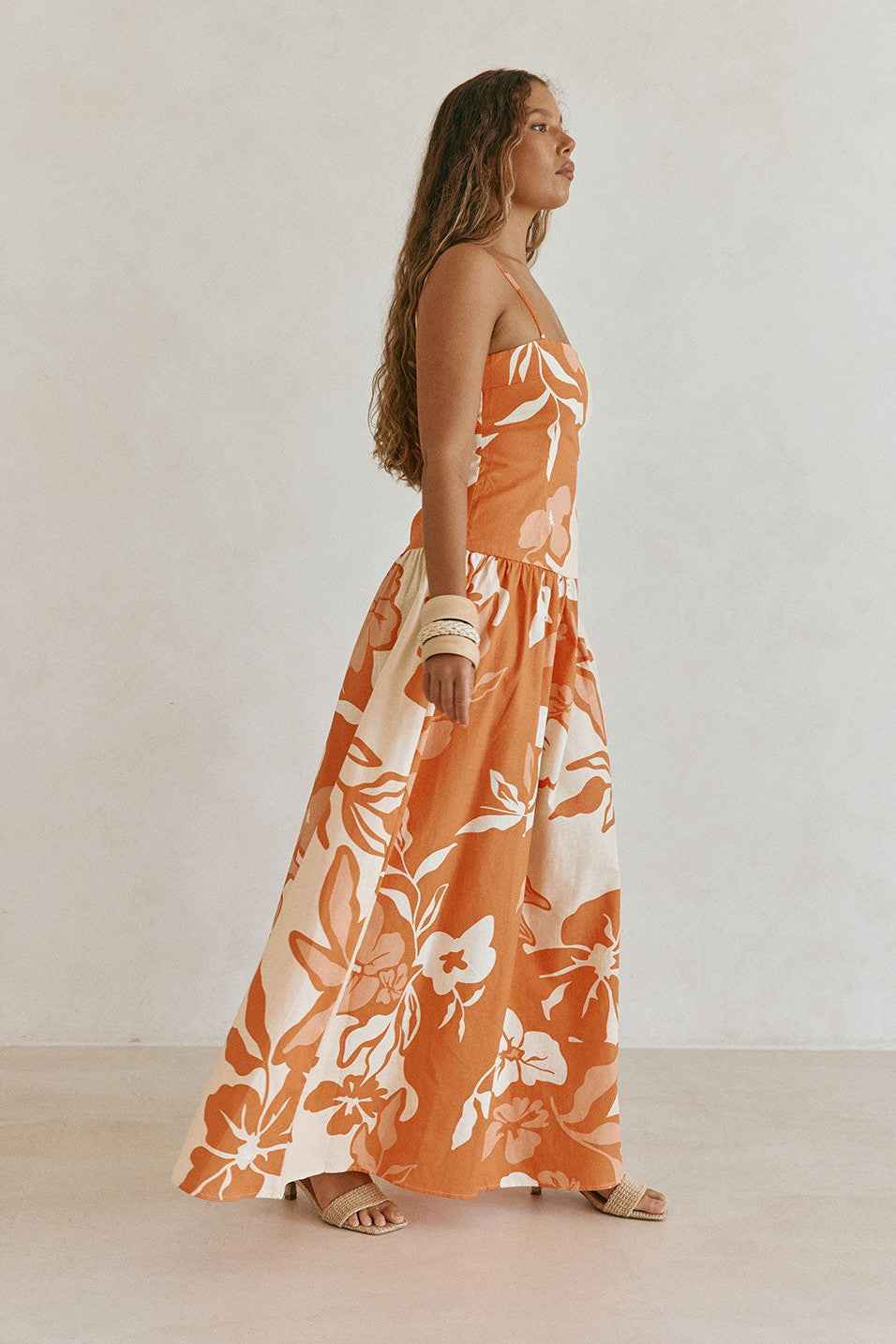 Orange maxi dress, detail view