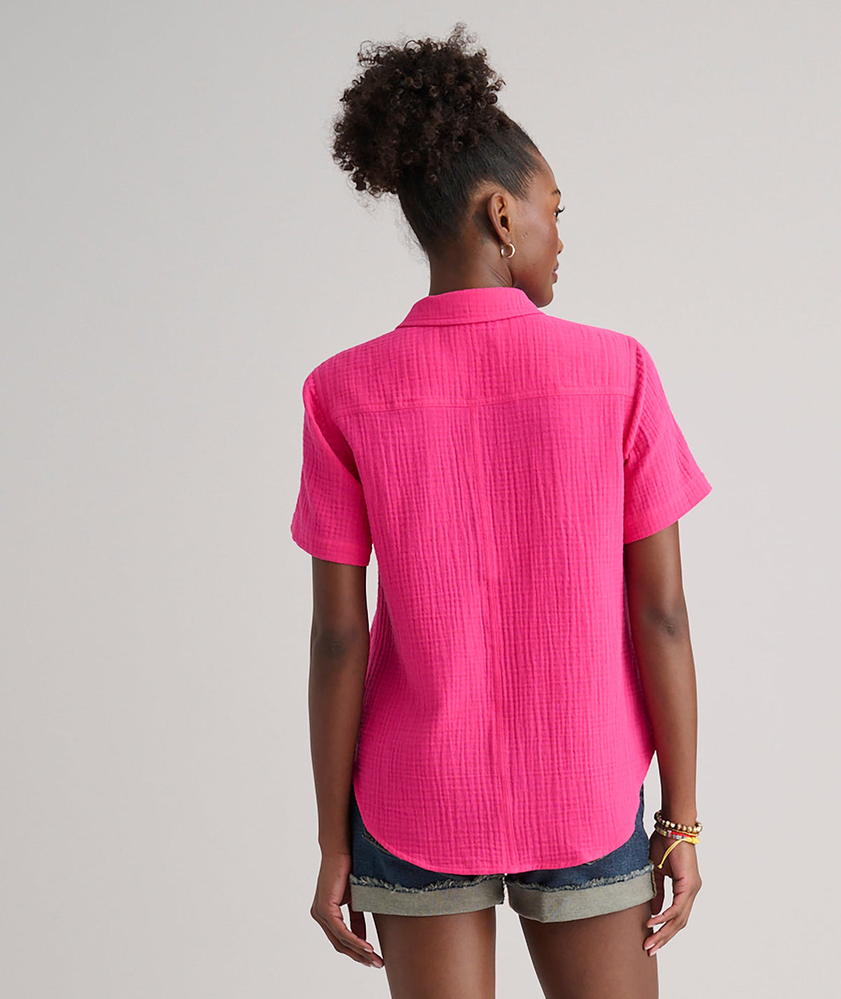 pink crinkle cotton shirt, back view