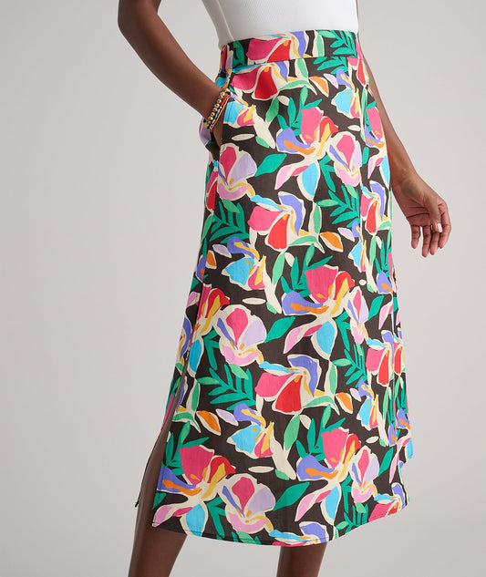 printed pull-on skirt, side view